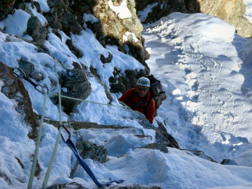 Rochers de Cornus (51).jpg - Le jeu : chercher les spits sous la neige !!!